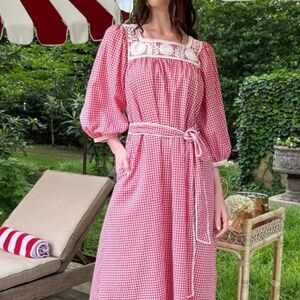 Mi Golondrina Marta Roja Midi Dress